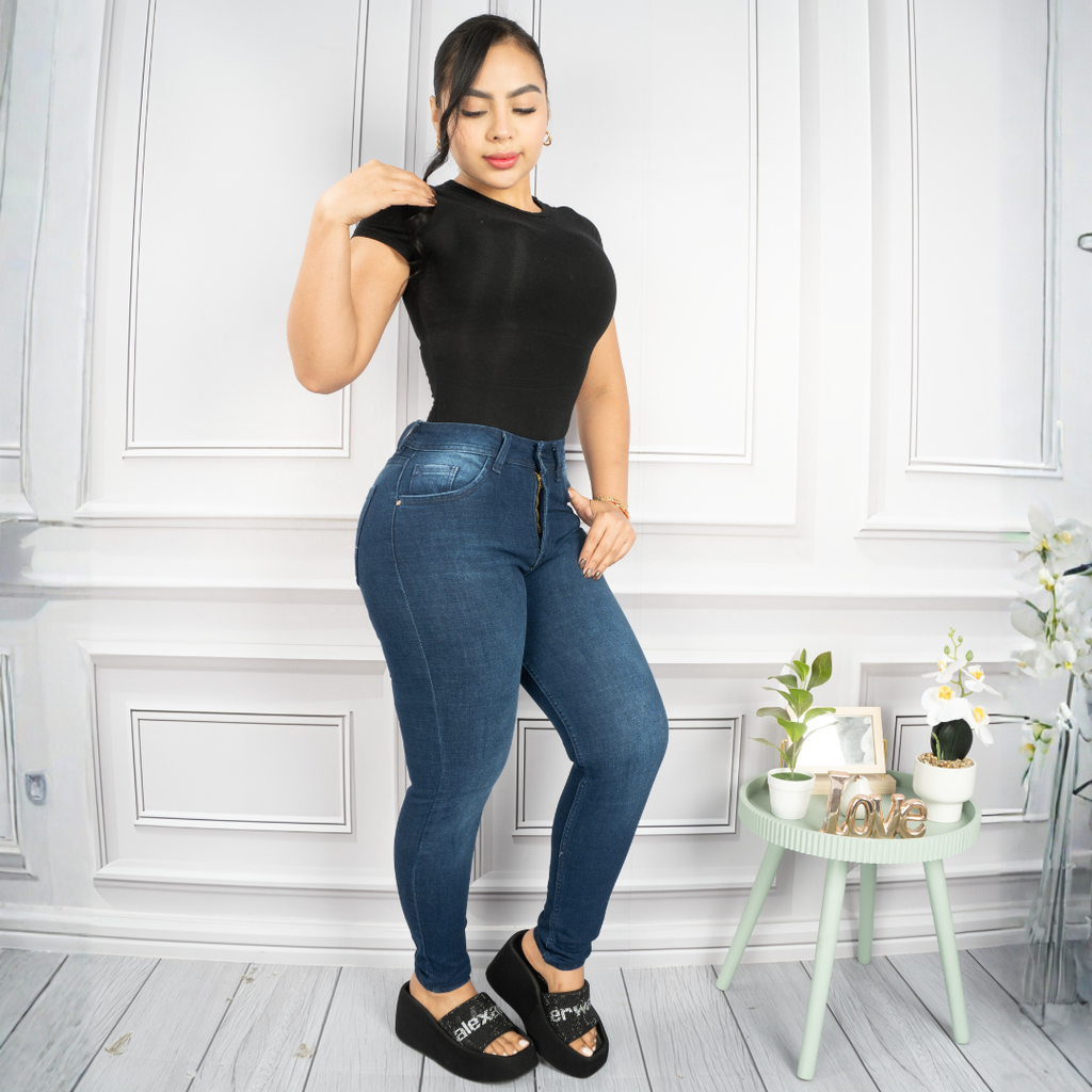 SKINNY 8836